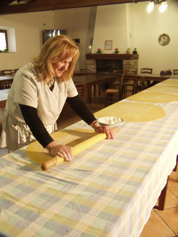 Agriturismo Casella Del Piano Gubbio Bagian luar foto